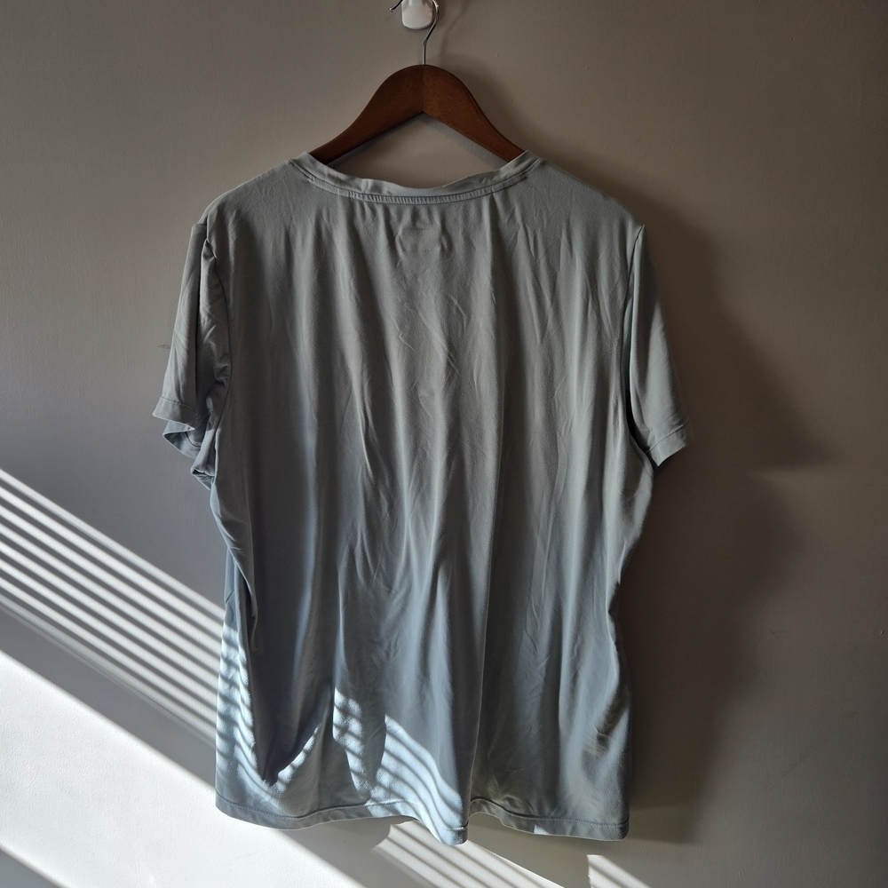 Mondetta Women's Green Short Sleeve Tee - Picture 2 of 4